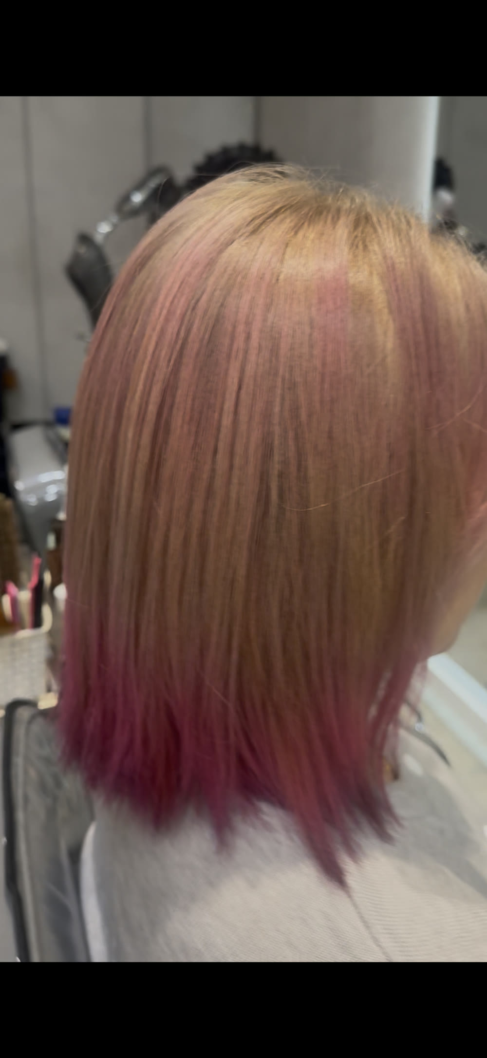 PINK COLOUR BOB